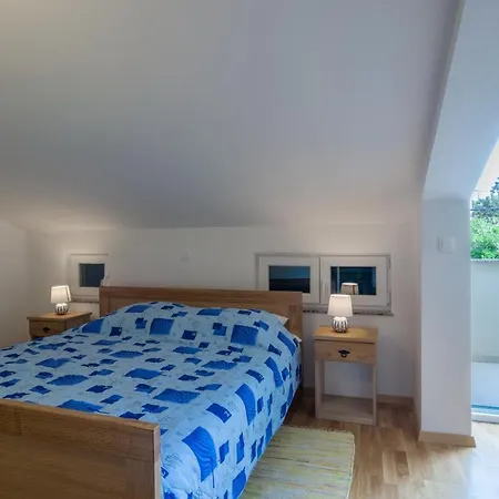 Apartment By The Sea Simuni, Pag - 18386