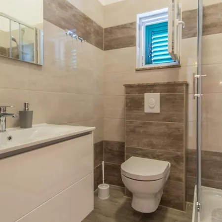 Apartman By The Sea Simuni, Pag - 18386 Kolan